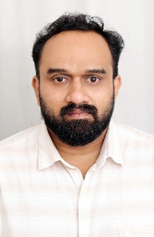 Headshot for Dr Vijayan